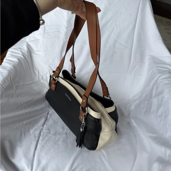 Calvin Klein Pebble Top Handle Satchel Y2K vibes